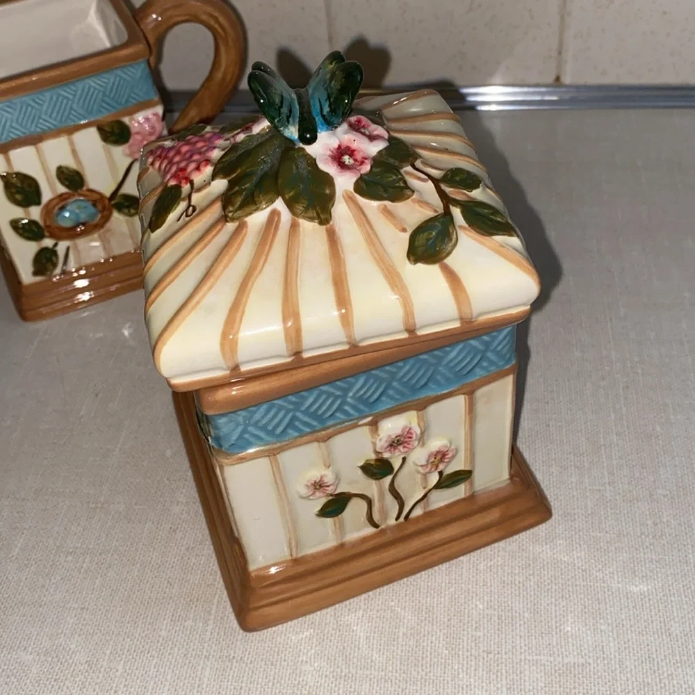Cracker‎ Barrel Susan Winget Nature Walk Creamer Pitcher & Sugar Bowl Set